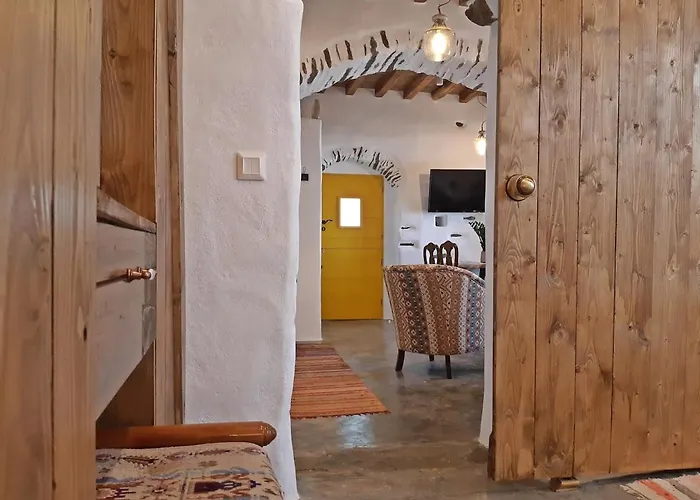 Kostoulis Traditional House 雷夫克斯