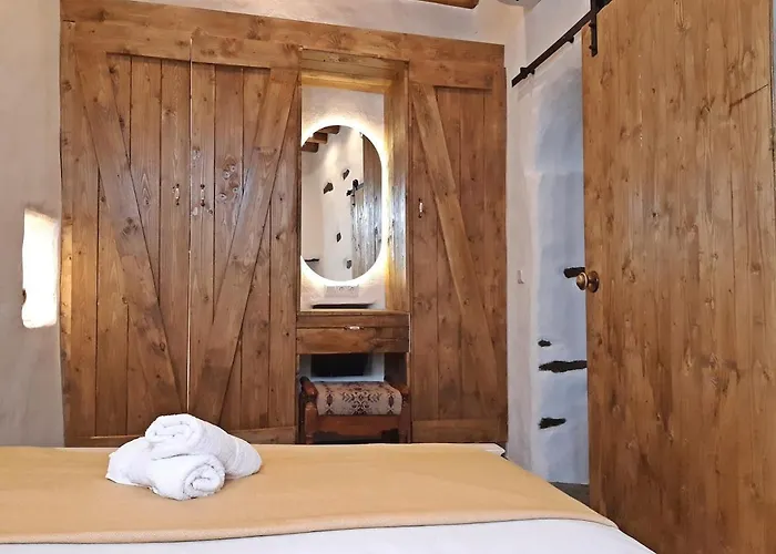 Kostoulis Traditional House Appartement Lefkes (Paros)